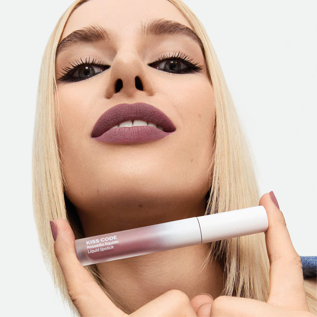 DOUBLE KISS – KISS CODE 01 + KISS CODE 04